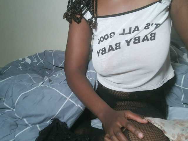 DiasyafterDark live webcam show