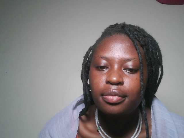 DiasyafterDark live cam on BongaCams