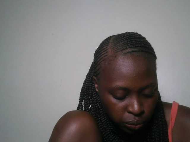 DiasyafterDark live cam on BongaCams