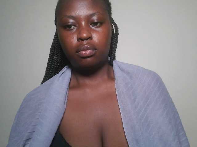 DiasyafterDark