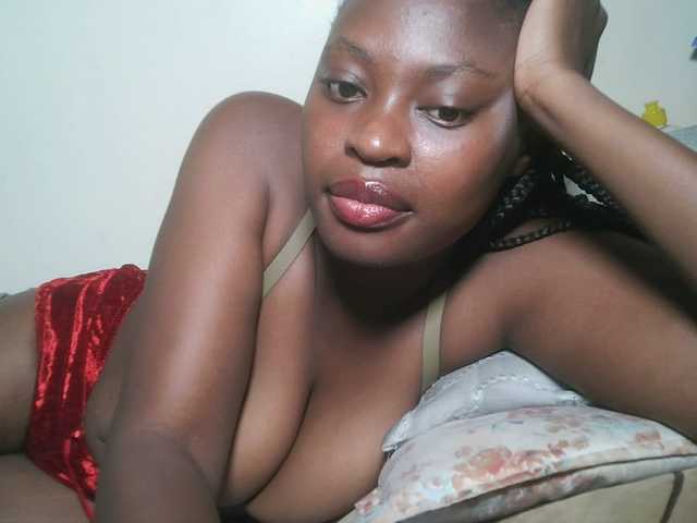DiasyafterDark live webcam show
