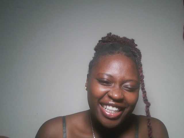 DiasyafterDark live cam on BongaCams