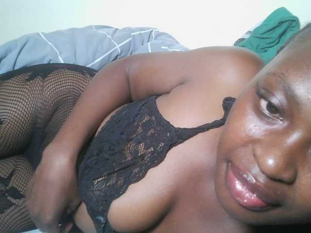 DiasyafterDark live webcam show