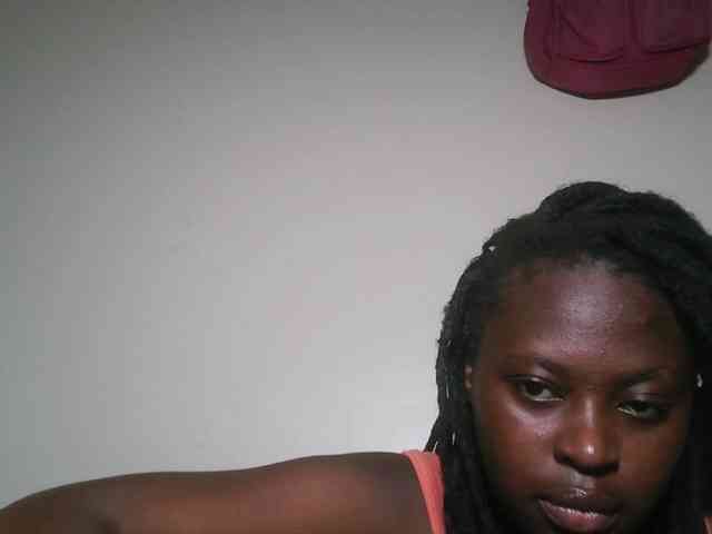 DaisyafterDark_ webcam
