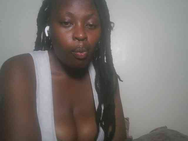 DaisyafterDark_ webcam