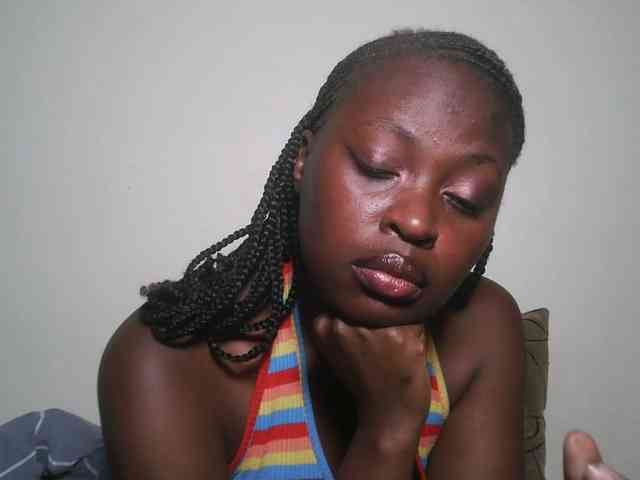 DaisyafterDark_ webcam