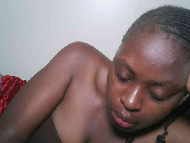 DaisyafterDark_ webcam