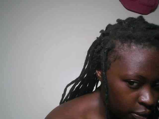DaisyafterDark_ webcam