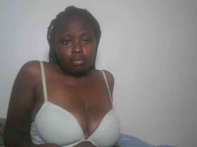 DaisyafterDark_ webcam