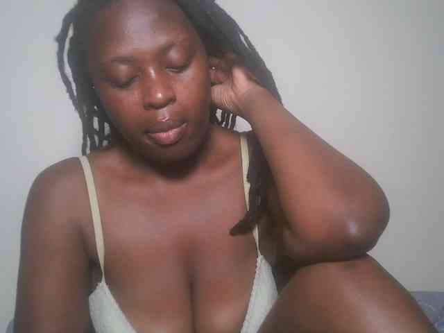 DaisyafterDark_ webcam