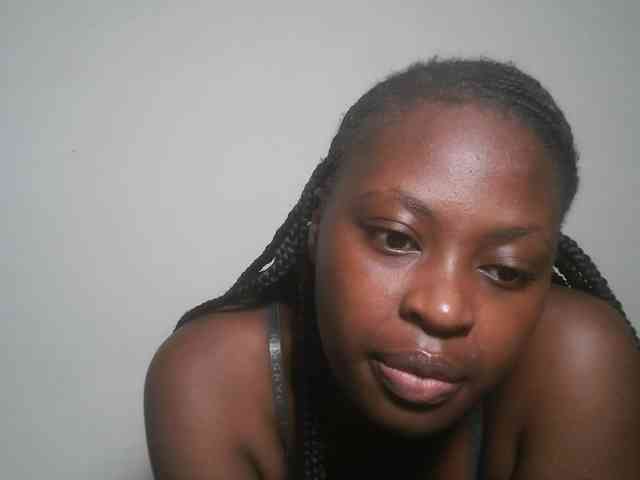 DaisyafterDark_ webcam