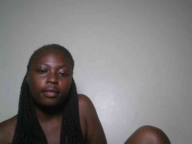 DaisyafterDark_ webcam