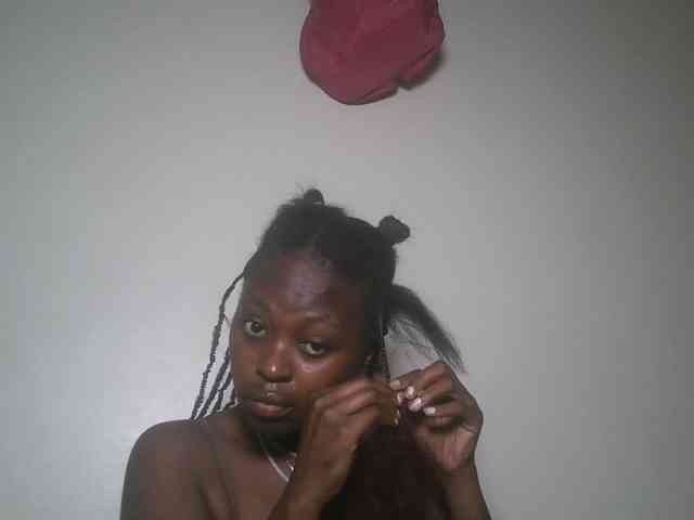 DaisyafterDark_ webcam
