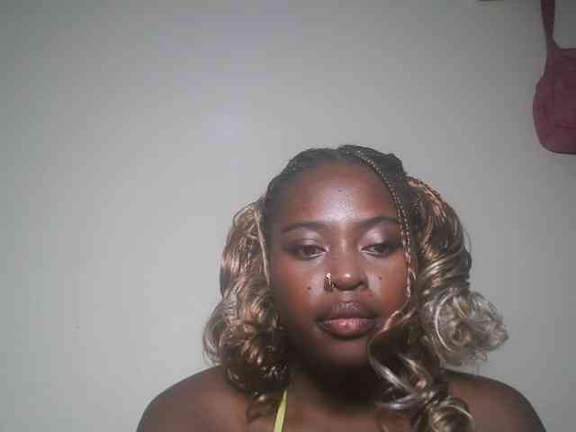 DaisyafterDark_ webcam
