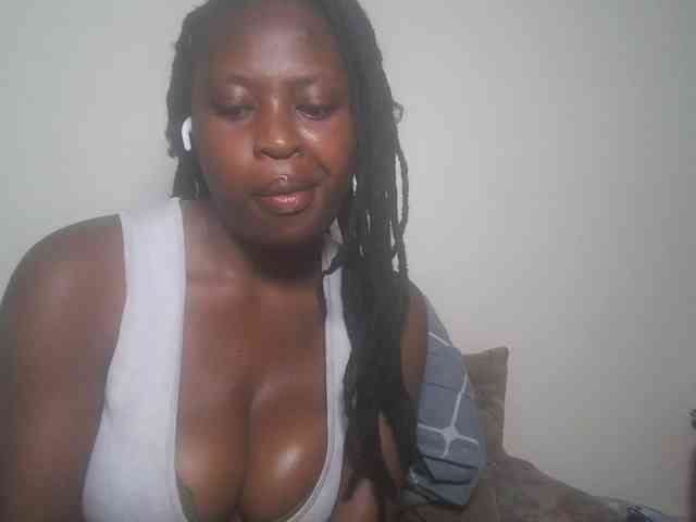 DaisyafterDark_ webcam