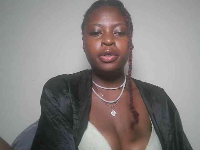 DaisyafterDark_ webcam