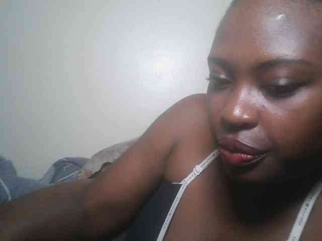 DaisyafterDark_ webcam