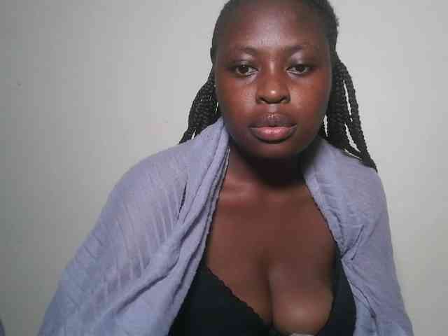 DaisyafterDark_ webcam