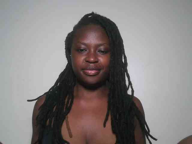 DaisyafterDark_ webcam