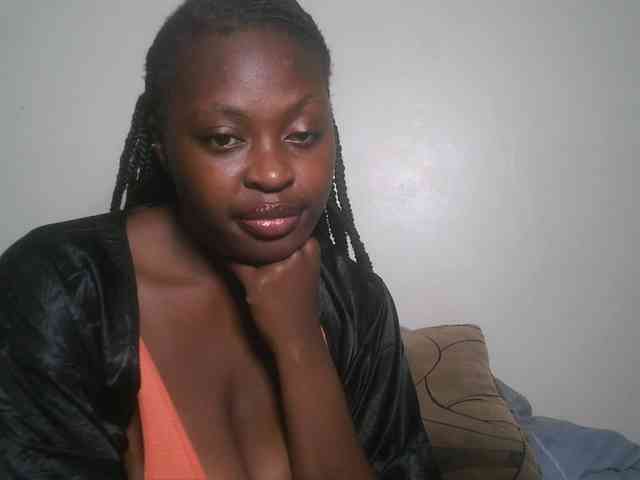 DaisyafterDark_ webcam
