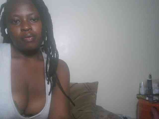 DaisyafterDark_ webcam