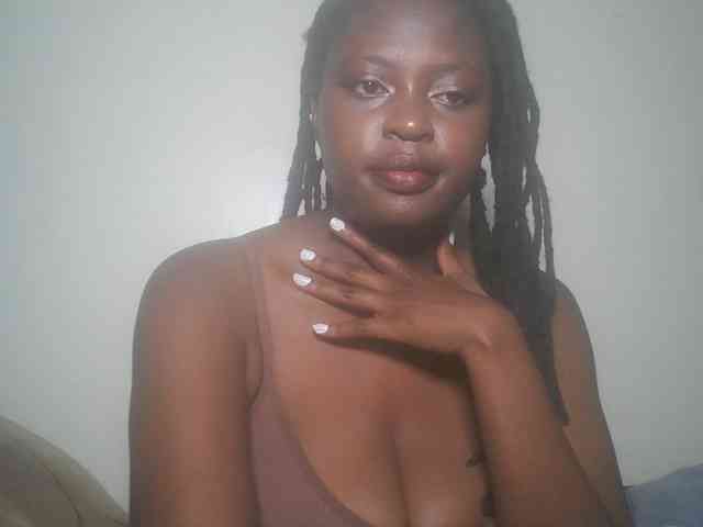 DaisyafterDark_ webcam