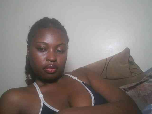 DaisyafterDark_ webcam
