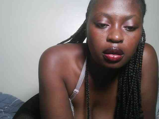 DaisyafterDark_ webcam