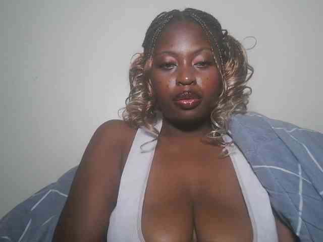 DaisyafterDark_ webcam