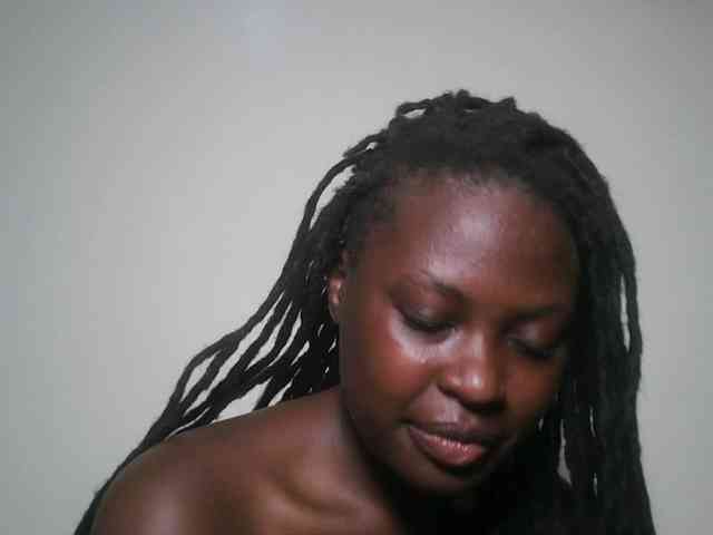 DaisyafterDark_ webcam