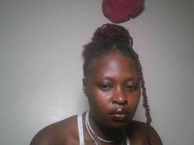 DaisyafterDark_ webcam