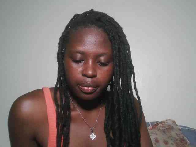 DaisyafterDark_ webcam