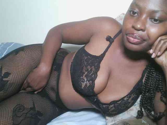 DaisyafterDark_ webcam