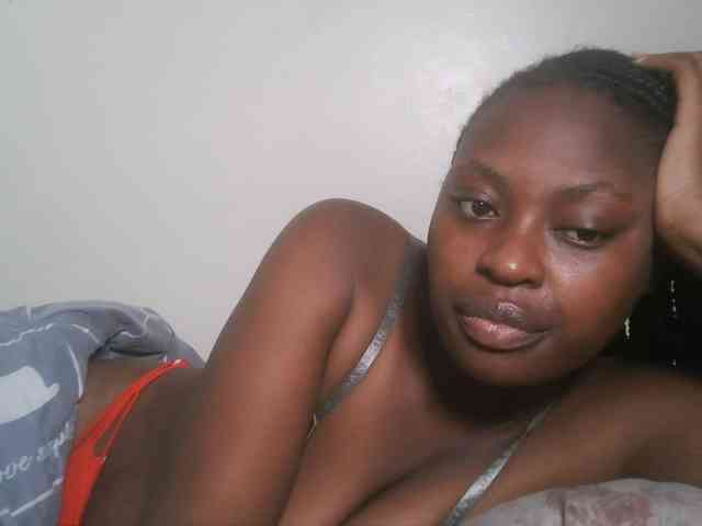 DaisyafterDark_ webcam