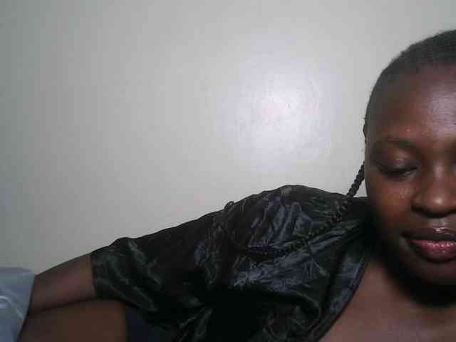 DaisyafterDark_ webcam