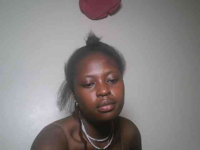 DaisyafterDark_ webcam