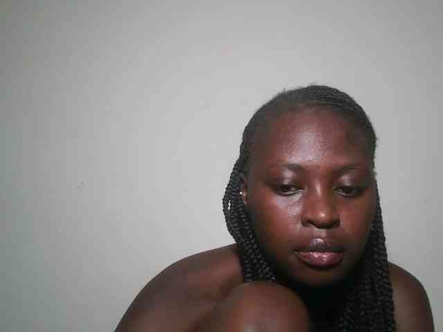 DaisyafterDark_ webcam