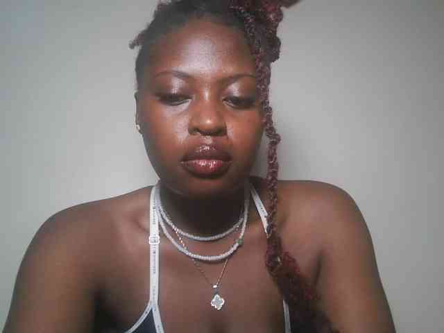 DaisyafterDark_ webcam