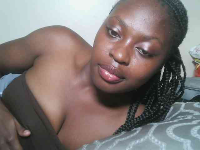 DaisyafterDark_ webcam