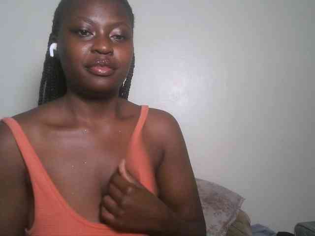 DaisyafterDark_ webcam