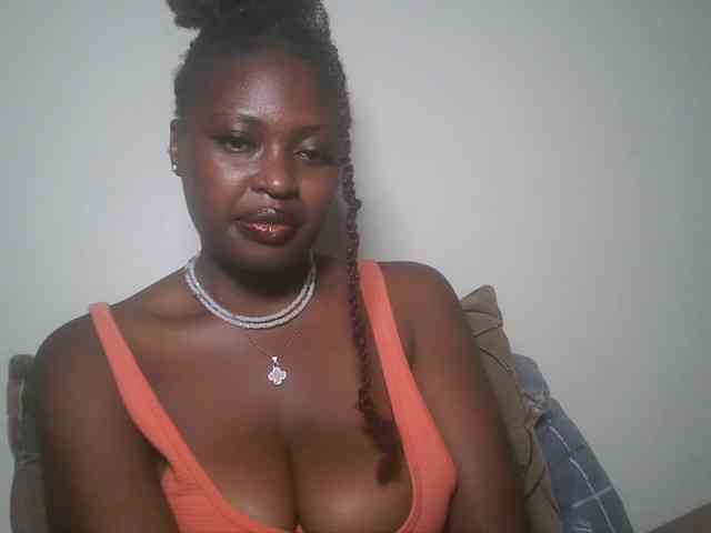 DaisyafterDark_ webcam