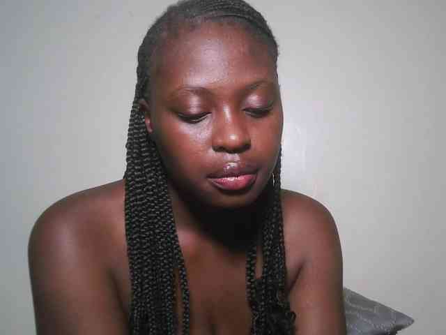 DaisyafterDark_ webcam
