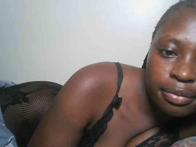 DaisyafterDark_ webcam