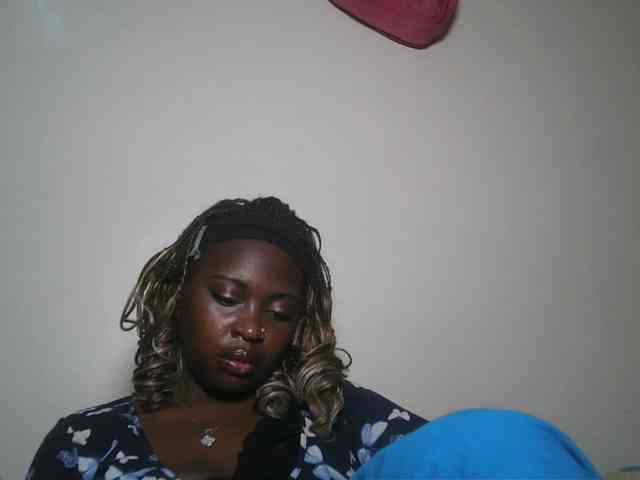 DaisyafterDark_ webcam