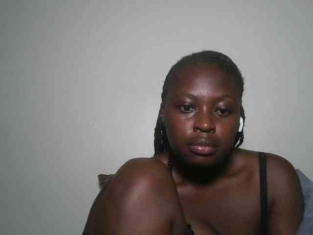 DaisyafterDark_ webcam