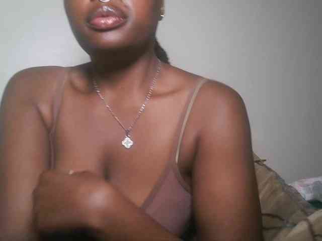 DiasyafterDark