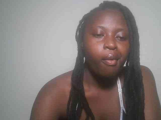 DaisyafterDark_ webcam
