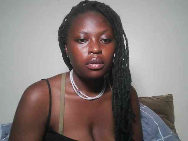 DaisyafterDark_ webcam