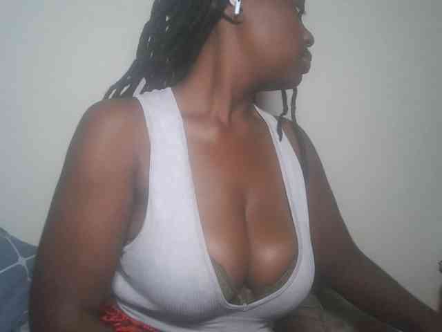 DaisyafterDark_ webcam
