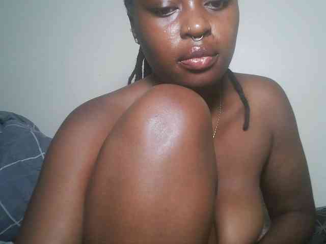 DaisyafterDark_ webcam